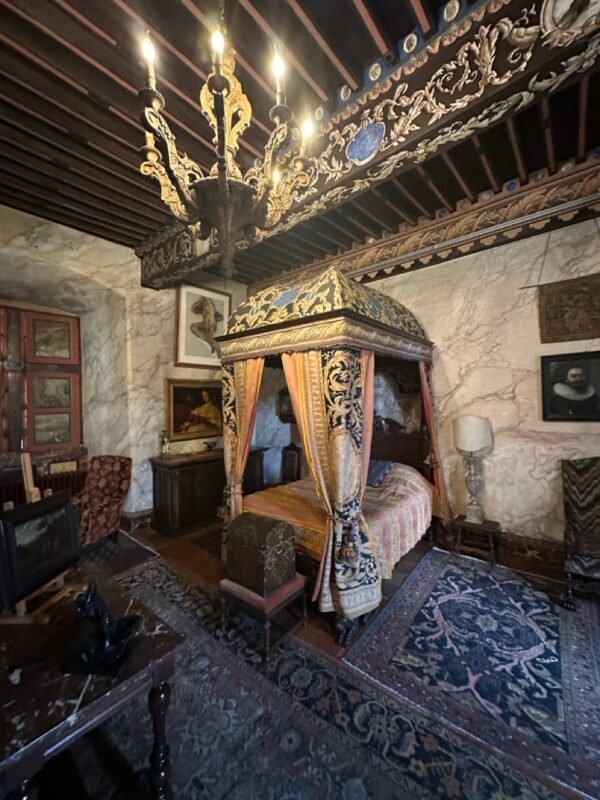 Chambre Baroque (chambre bleue jumelée) – Image 2